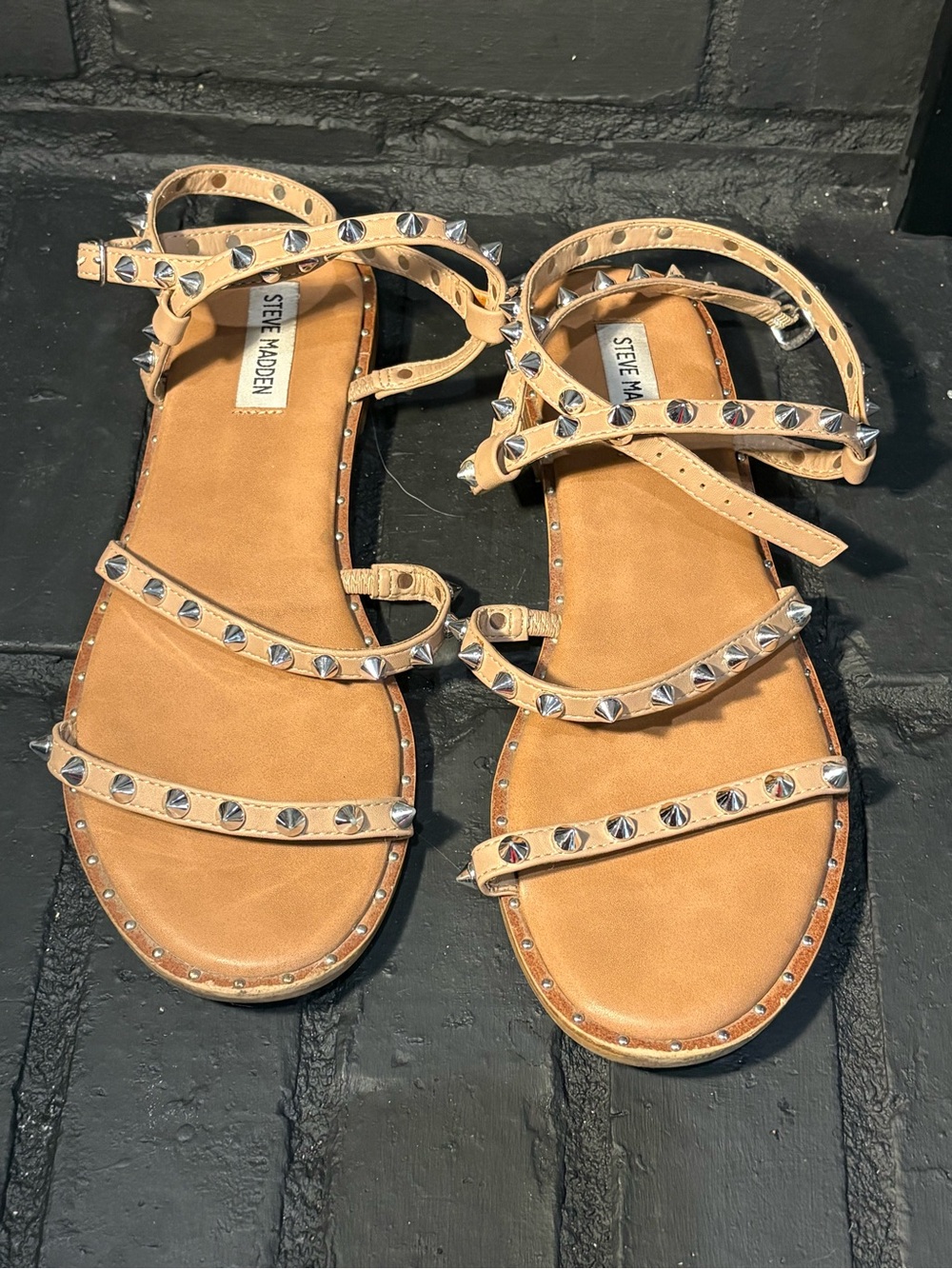 Steve Madden‎ Tan Strappy Studded Sandals